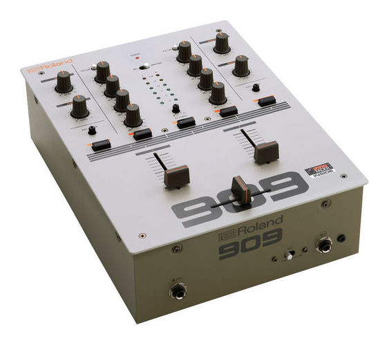 все цены на 2-канальный микшер Roland DJ-99 онлайн