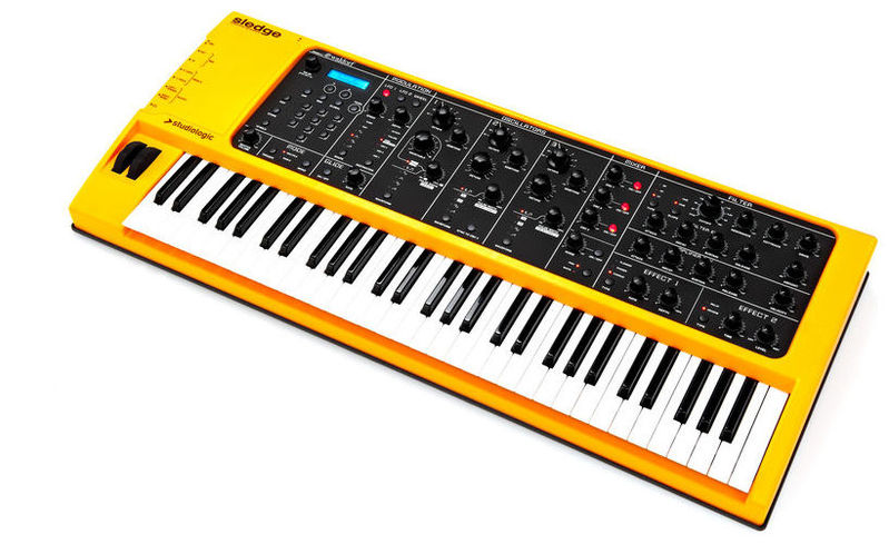 синтезатор голоса мужской