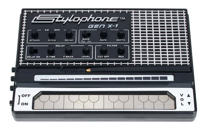 Gen x1. Stylophone 350s. Аналоговый синтезатор Dubreq Stylophone. Stylophone музыкальный инструмент.